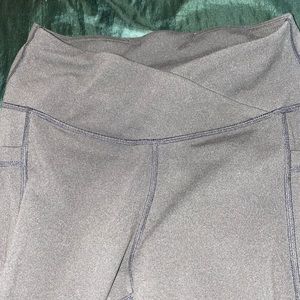 Cross Waist Black Leggings with pockets!